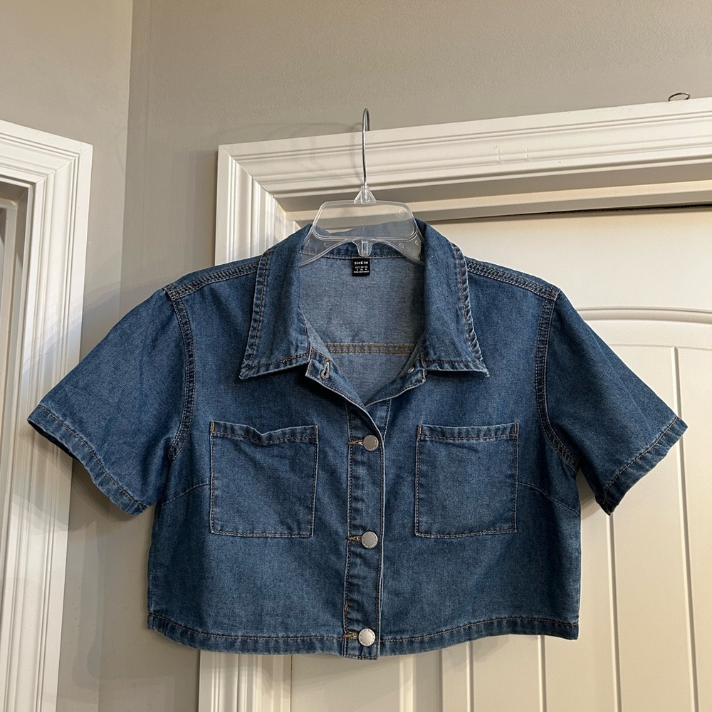 Blue Denim Cropped top/shirt size small 4